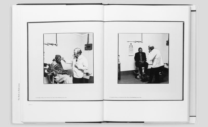 David Goldblatt – In Boksburg: Books on Books – www.photobookstore.nl