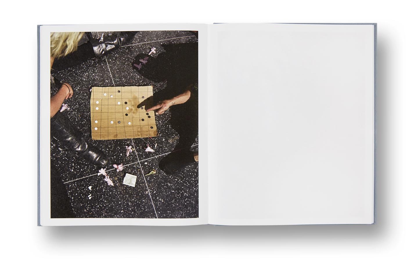 洋書 GREGORY HALPERN ZZYZX by Gregory Halpern [FIRST EDITION, FIRST PRINTING