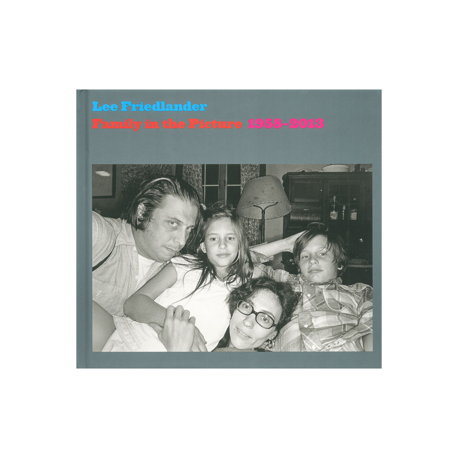 Lee Friedlander – Family in the Picture – www.photobookstore.nl