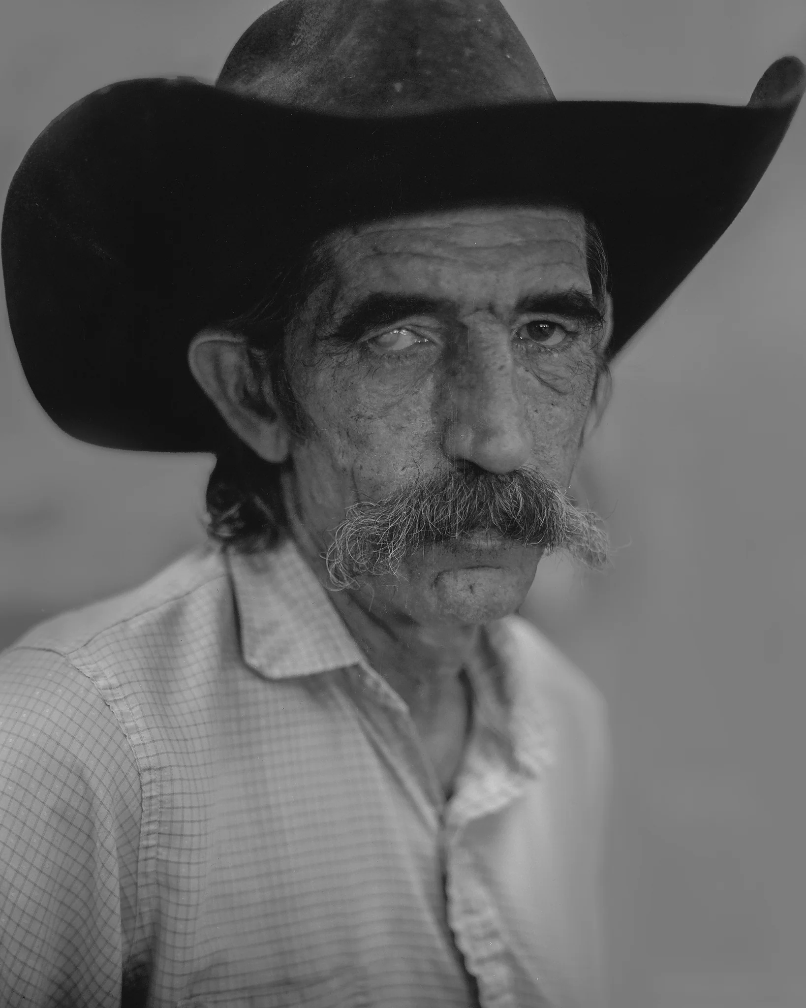 Mark McLennan – No Fences – www.photobookstore.nl