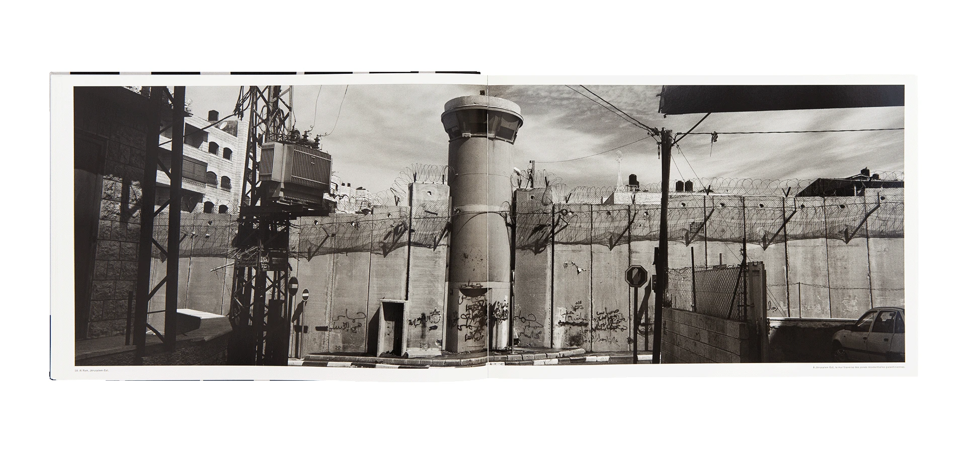 Josef Koudelka – Wall – www.photobookstore.nl