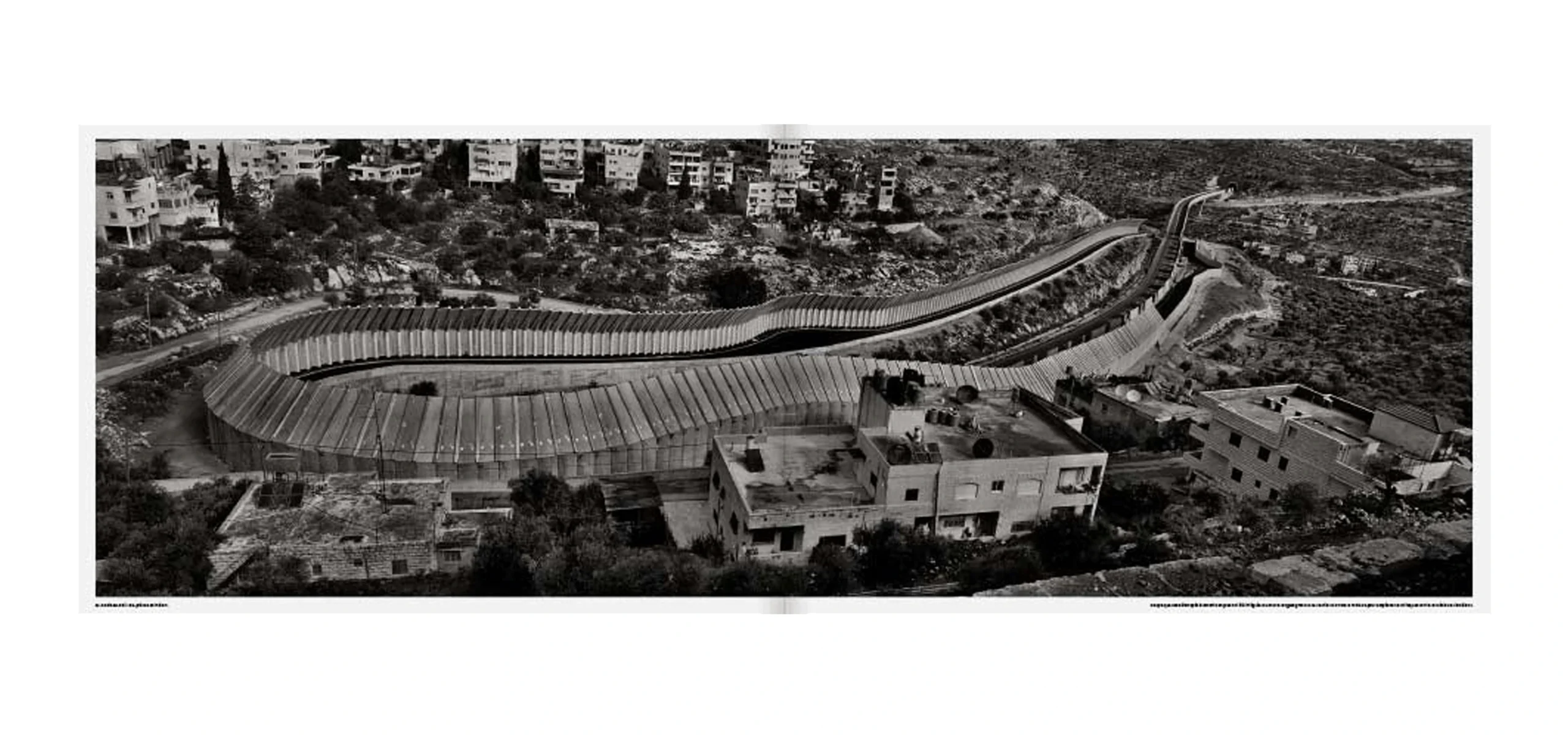 Josef Koudelka – Wall – www.photobookstore.nl